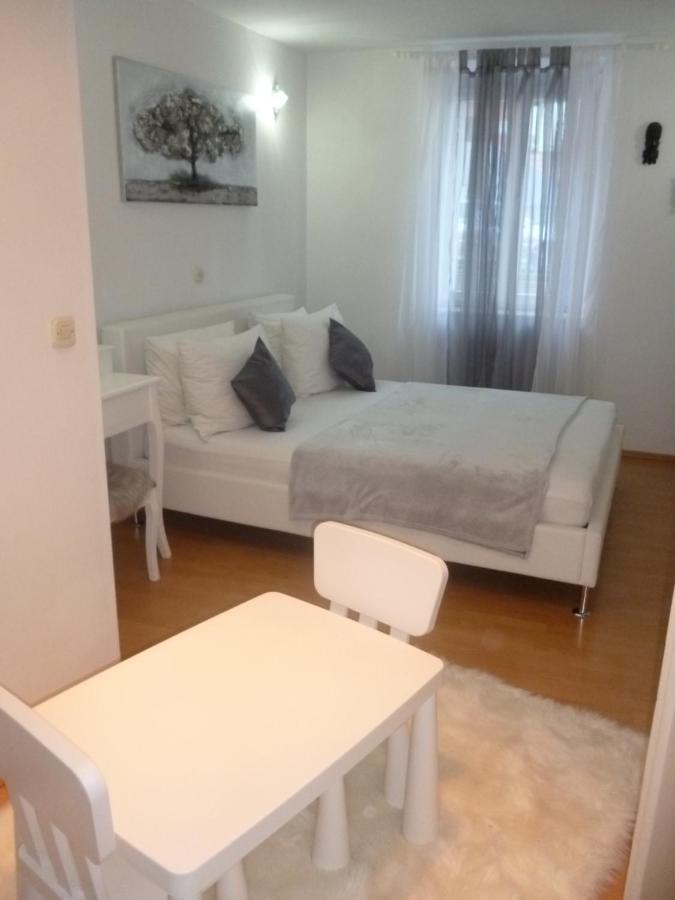 House Niko Apartment Kastela Exterior photo