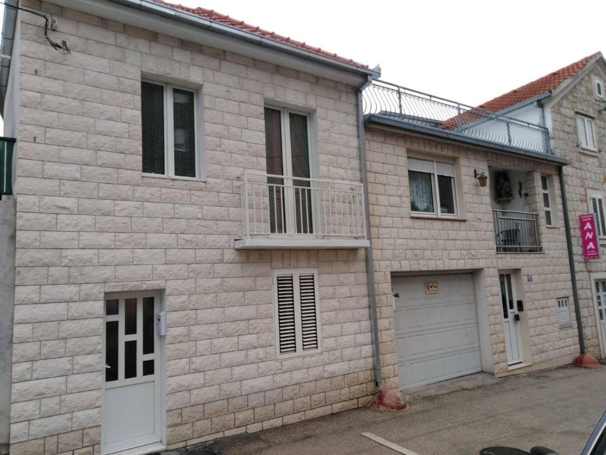House Niko Apartment Kastela Exterior photo