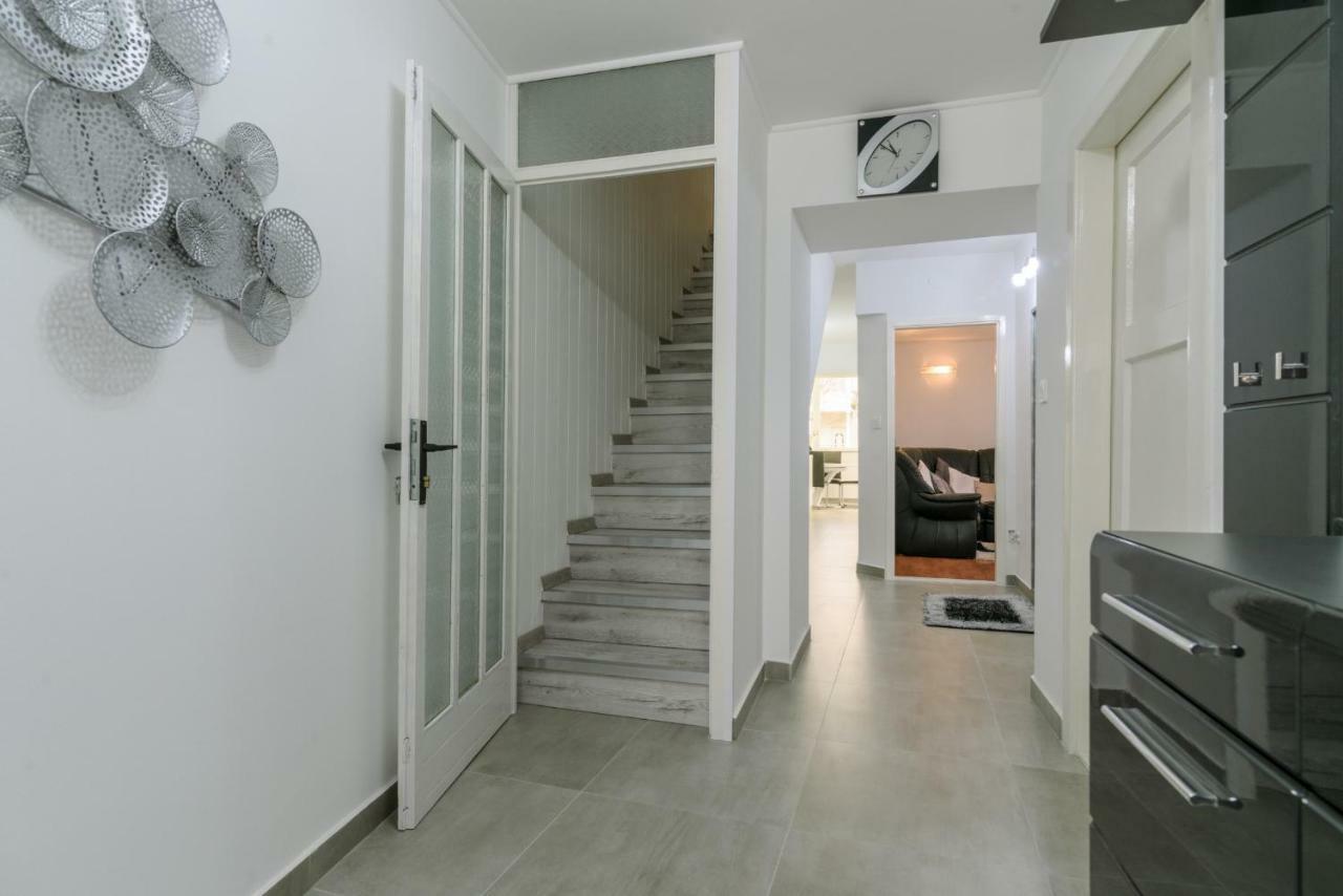 House Niko Apartment Kastela Exterior photo